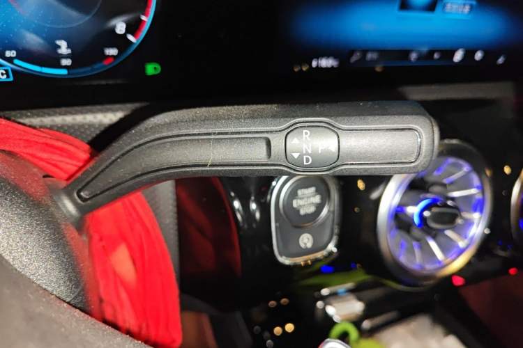 Used Mercedes-Benz A-Class 2021 A 200 L Sport Sedan Fashion Model Gear Lever