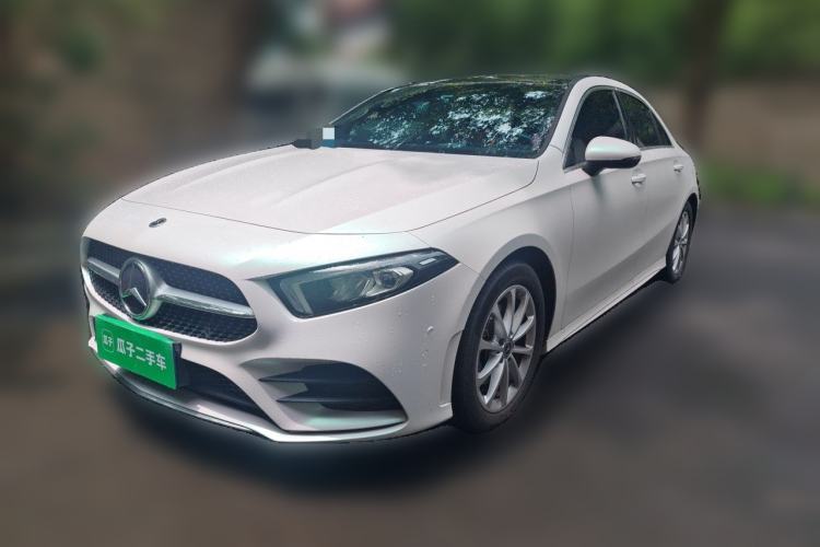 Mercedes-Benz A-Class 2021 A 200 L Sport Sedan Fashion Model usata Guazi used car, China used car export, Used car for sale, Used cars, Cheapest cars for sale