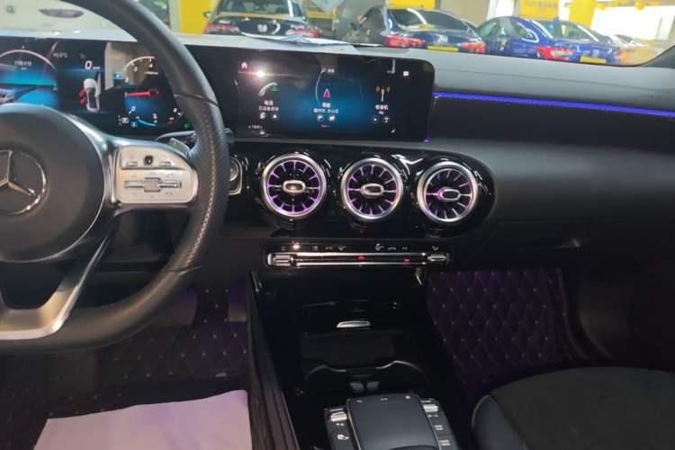 Used Mercedes-Benz A-Class 2021 A 200 L Sport Sedan Fashion Model Audio And AC Panel