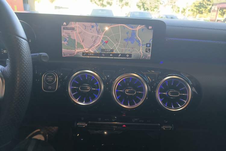 Used Mercedes-Benz A-Class 2021 A 200 L Sport Sedan Fashion Model Audio And AC Panel