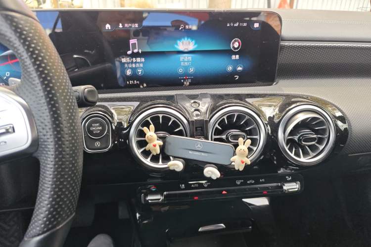Used Mercedes-Benz A-Class 2021 A 200 L Sport Sedan Fashion Model Audio And AC Panel
