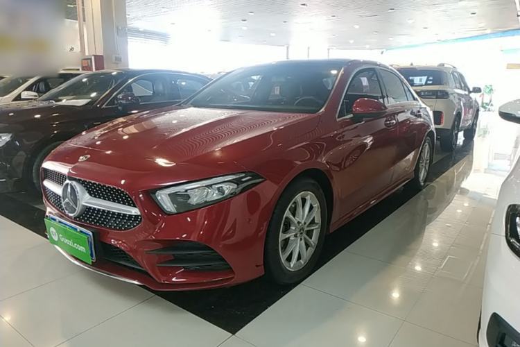 Used Mercedes-Benz A-Class 2021 A 200 L Sport Sedan Fashion Model Guazi used car, China used car export, Used car for sale, Used Mercedes-Benz cars, Cheapest cars for sale