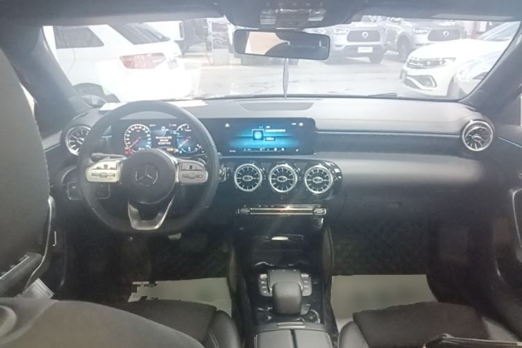 Used Mercedes-Benz A-Class 2021 A 200 L Sport Sedan Fashion Model Center Console