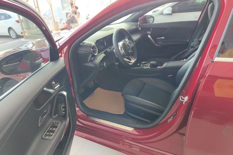 Used Mercedes-Benz A-Class 2021 A 200 L Sport Sedan Fashion Model Driver Seat