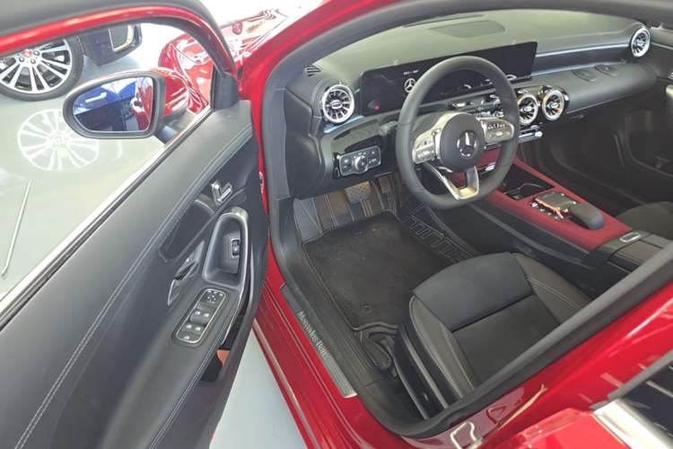 Used Mercedes-Benz A-Class 2021 A 200 L Sport Sedan Fashion Model Driver Seat