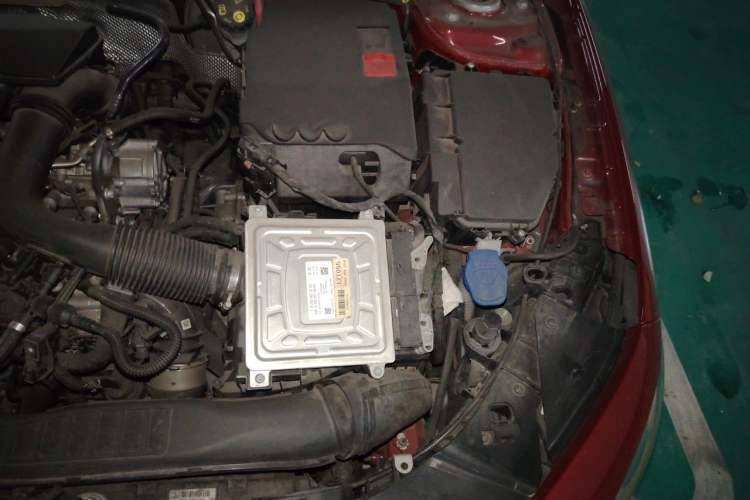 Used Mercedes-Benz A-Class 2021 Restyled A 180 L Sport Sedan Engine Bay Left