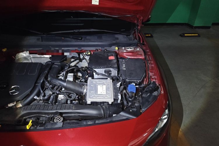 Used Mercedes-Benz A-Class 2021 A 200 L Sport Sedan Fashion Model Engine Bay Left