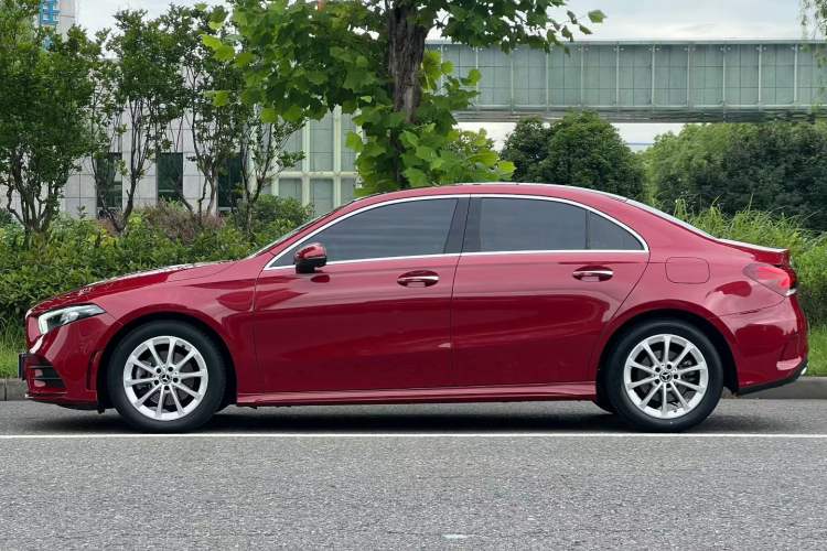Used Mercedes-Benz A-Class 2021 A 200 L Sport Sedan Fashion Model Exterior 7