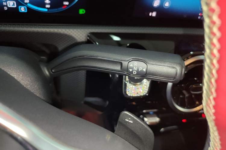 Used Mercedes-Benz A-Class 2021 Restyled A 180 L Sport Sedan Gear Lever