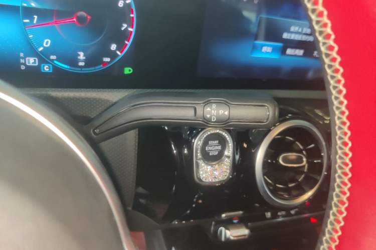 Used Mercedes-Benz A-Class 2021 Restyled A 180 L Sport Sedan Gear Lever