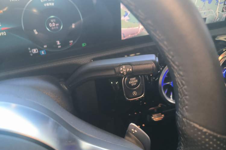 Used Mercedes-Benz A-Class 2021 A 200 L Sport Sedan Fashion Model Gear Lever