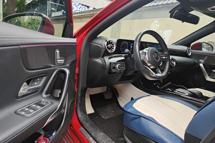Used Mercedes-Benz A-Class 2021 A 200 L Sport Sedan Fashion Model Interior 3