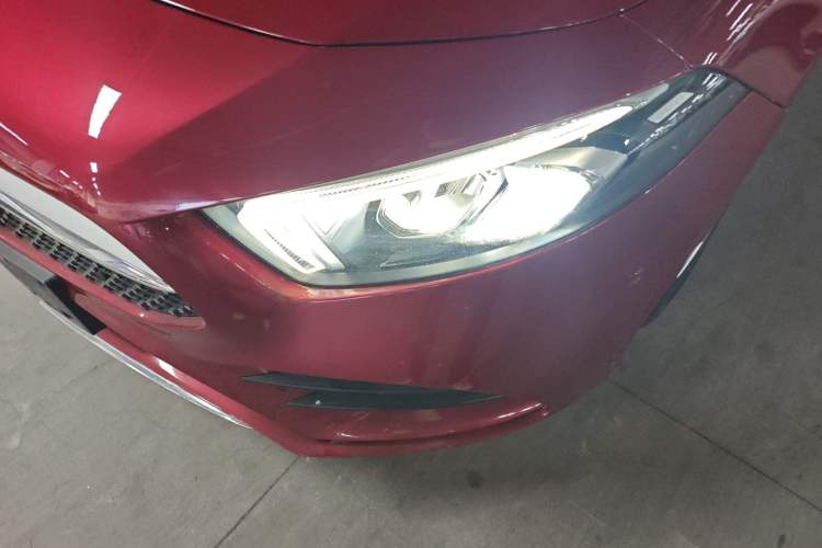 Used Mercedes-Benz A-Class 2021 A 200 L Sport Sedan Fashion Model Left Front Headlight