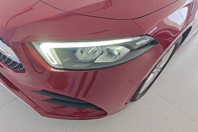 Used Mercedes-Benz A-Class 2021 A 200 L Sport Sedan Fashion Model Left Front Headlight