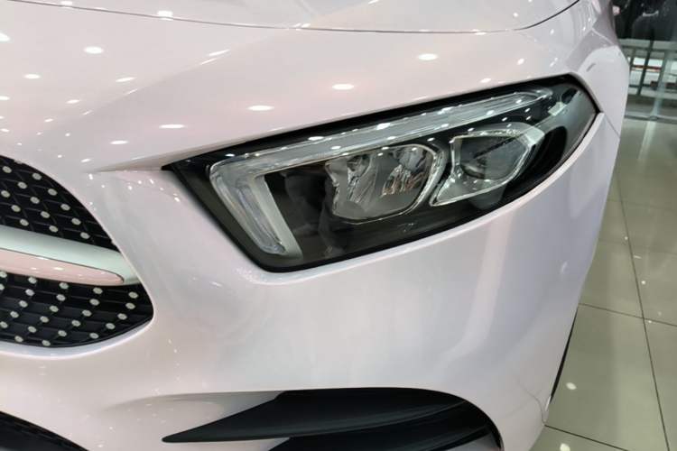 Used Mercedes-Benz A-Class 2021 A 200 L Sport Sedan Fashion Model Left Front Headlight