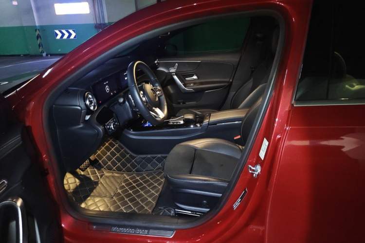 Used Mercedes-Benz A-Class 2021 A 200 L Sport Sedan Fashion Model Left Front Seat