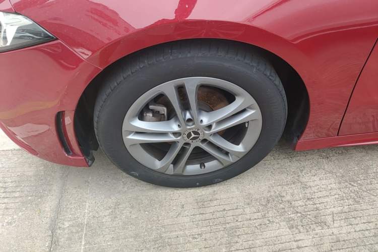 Used Mercedes-Benz A-Class 2021 Restyled A 180 L Sport Sedan Left Front Wheel Hub