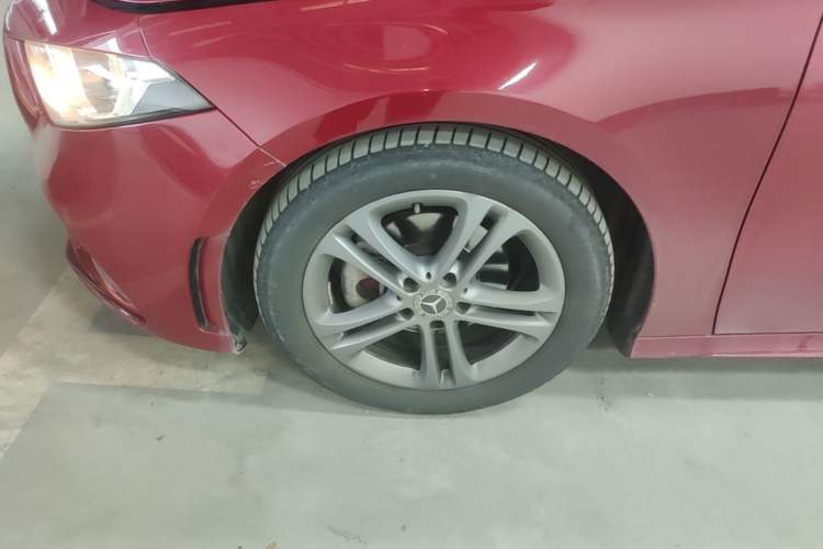Used Mercedes-Benz A-Class 2021 Restyled A 180 L Sport Sedan Left Front Wheel Hub