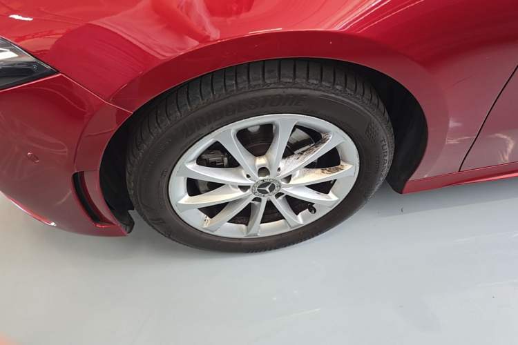 Used Mercedes-Benz A-Class 2021 A 200 L Sport Sedan Fashion Model Left Front Wheel Hub