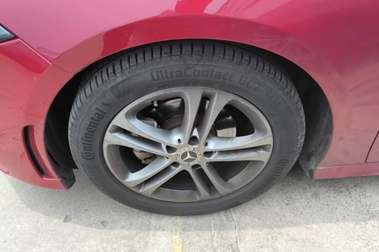 Used Mercedes-Benz A-Class 2021 A 180 L Sport Sedan Left Front Wheel Hub