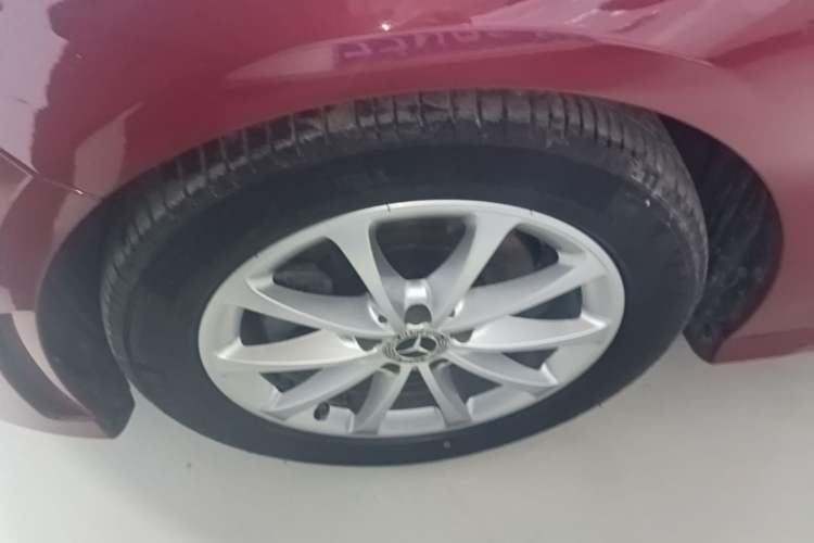 Used Mercedes-Benz A-Class 2021 A 200 L Sport Sedan Fashion Model Left Front Wheel Hub