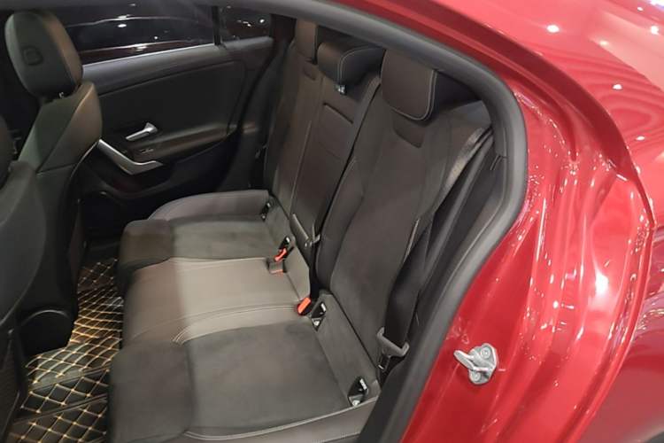 Used Mercedes-Benz A-Class 2021 A 200 L Sport Sedan Fashion Model Left Rear Seat