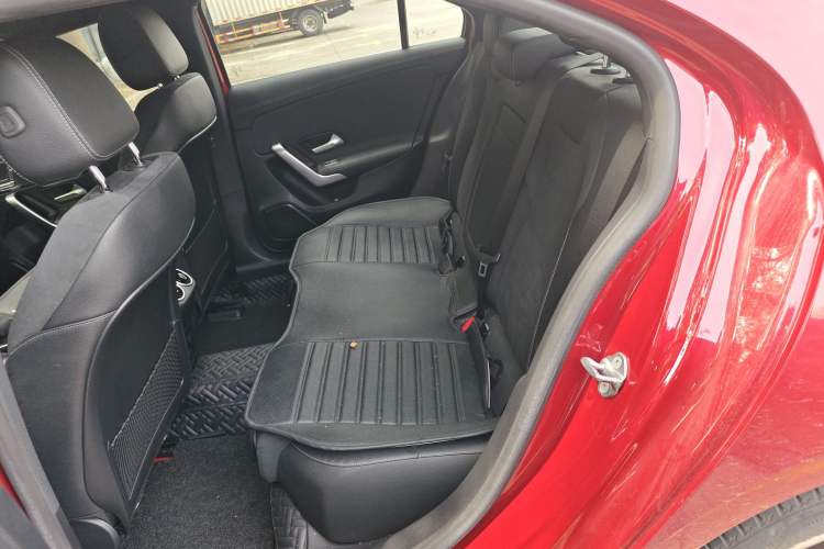 Used Mercedes-Benz A-Class 2021 A 200 L Sport Sedan Fashion Model Left Rear Seat
