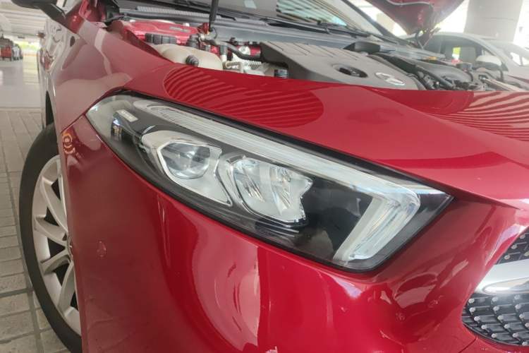 Used Mercedes-Benz A-Class 2021 A 200 L Sport Sedan Fashion Model Right Front Headlight