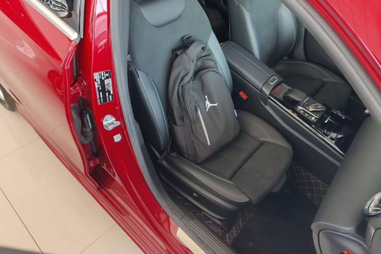 Used Mercedes-Benz A-Class 2021 A 200 L Sport Sedan Fashion Model Right Front Seat