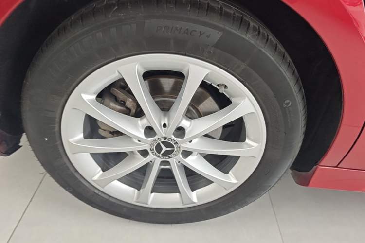 Used Mercedes-Benz A-Class 2021 A 200 L Sport Sedan Dynamic Model Right Rear Wheel Hub