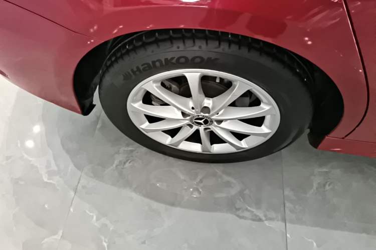 Used Mercedes-Benz A-Class 2021 A 200 L Sport Sedan Fashion Model Right Rear Wheel Hub