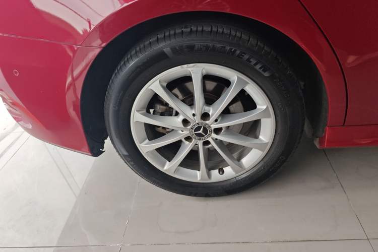 Used Mercedes-Benz A-Class 2021 A 200 L Sport Sedan Dynamic Model Right Rear Wheel Hub
