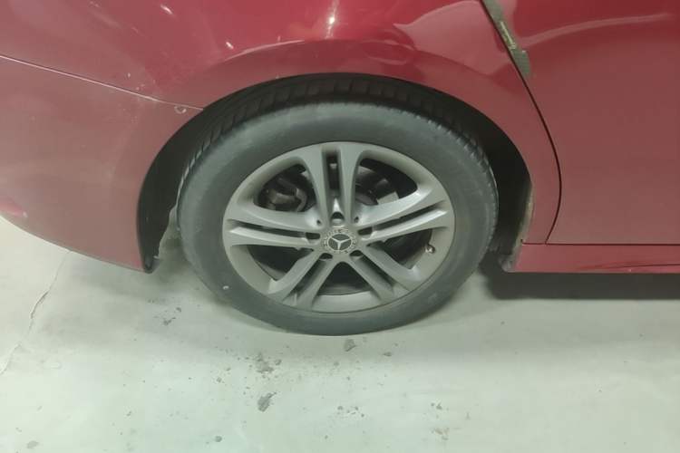 Used Mercedes-Benz A-Class 2021 Restyled A 180 L Sport Sedan Right Rear Wheel Hub