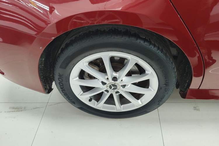 Used Mercedes-Benz A-Class 2021 A 200 L Sport Sedan Fashion Model Right Rear Wheel Hub