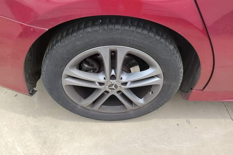 Used Mercedes-Benz A-Class 2021 A 180 L Sport Sedan Right Rear Wheel Hub