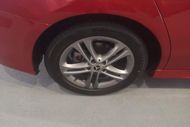 Used Mercedes-Benz A-Class 2021 Restyled A 180 L Sport Sedan Right Rear Wheel Hub