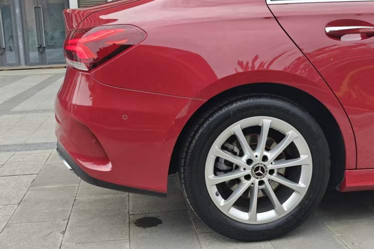 Used Mercedes-Benz A-Class 2021 A 200 L Sport Sedan Dynamic Model Right Rear Wheel Hub