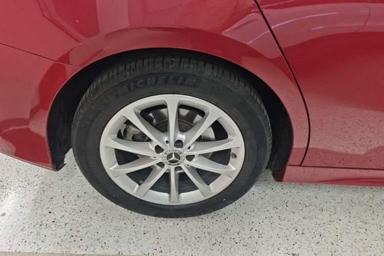Used Mercedes-Benz A-Class 2021 A 200 L Sport Sedan Dynamic Model Right Rear Wheel Hub
