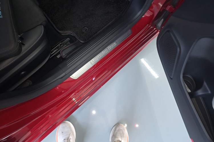 Used Mercedes-Benz A-Class 2021 A 200 L Sport Sedan Fashion Model Right Side Sill