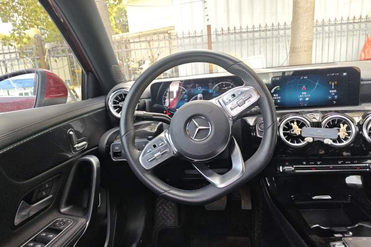 Used Mercedes-Benz A-Class 2021 A 200 L Sport Sedan Fashion Model Steering Wheel