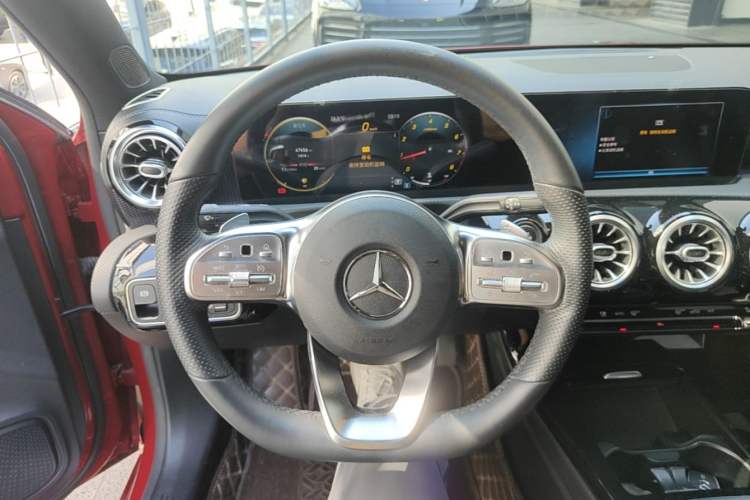 Used Mercedes-Benz A-Class 2021 A 200 L Sport Sedan Fashion Model Steering Wheel