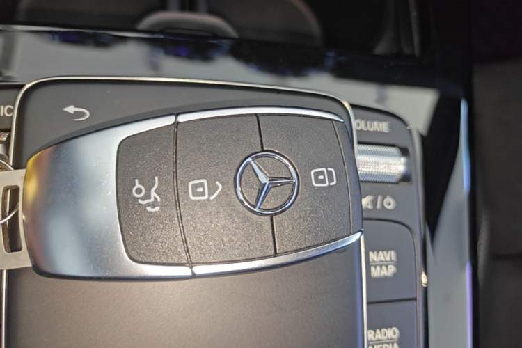 Used Mercedes-Benz A-Class 2021 A 200 L Sport Sedan Fashion Model Vehicle Key