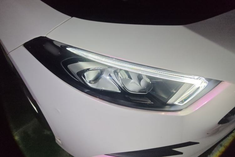 Used Mercedes-Benz A-Class 2021 A 200 L Sport Sedan Fashion Model Right Front Headlight