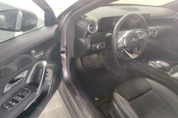 Used Mercedes-Benz A-Class 2021 A 200 L Sport Sedan Fashion Model Driver Seat