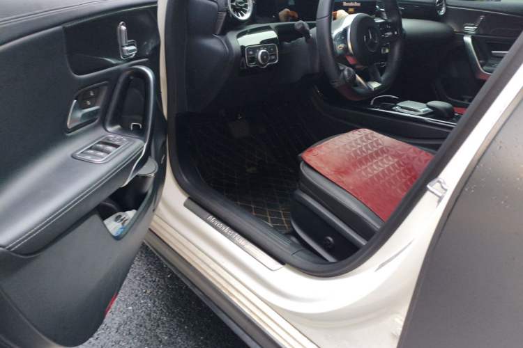 Used Mercedes-Benz A-Class 2021 A 200 L Sport Sedan Fashion Model Driver Seat