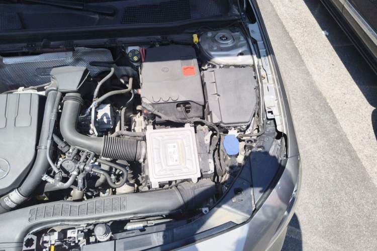 Used Mercedes-Benz A-Class 2021 A 200 L Sport Sedan Fashion Model Engine Bay Left