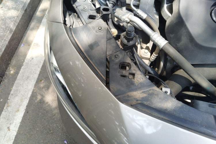 Used Mercedes-Benz A-Class 2021 A 200 L Sport Sedan Fashion Model Engine Bay Right