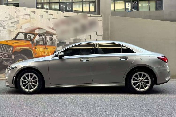 Used Mercedes-Benz A-Class 2021 A 200 L Sport Sedan Fashion Model Exterior 1