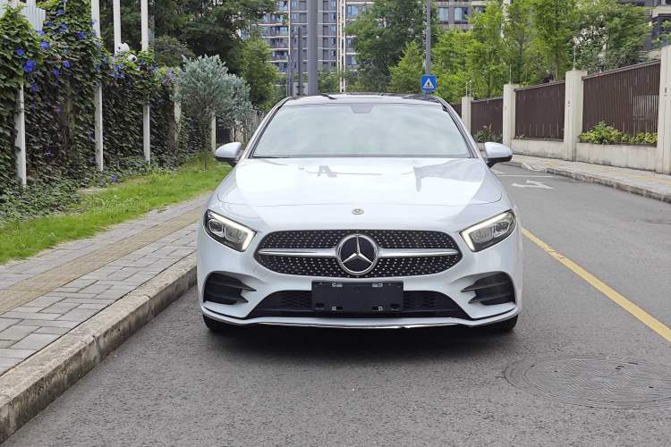 Used Mercedes-Benz A-Class 2021 A 200 L Sport Sedan Fashion Model Exterior 2