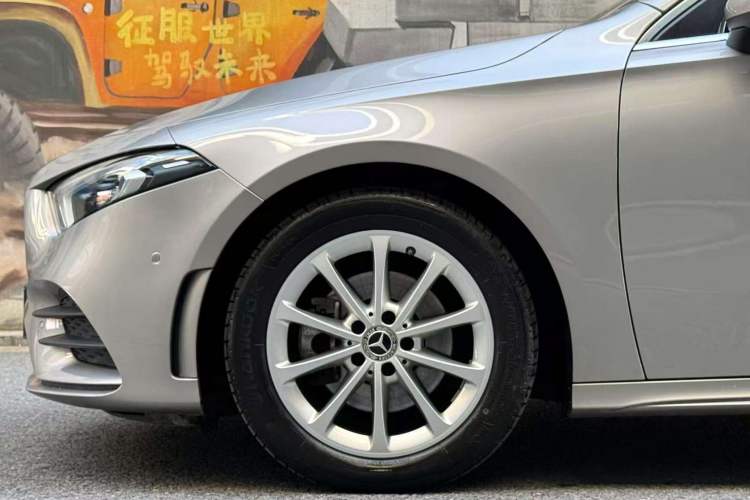 Used Mercedes-Benz A-Class 2021 A 200 L Sport Sedan Fashion Model Exterior 3